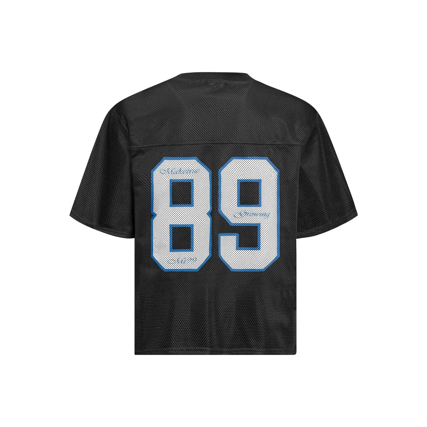 Loose-fitting casual t-shirt in black or white colour with short sleeves and polyester blend fabric