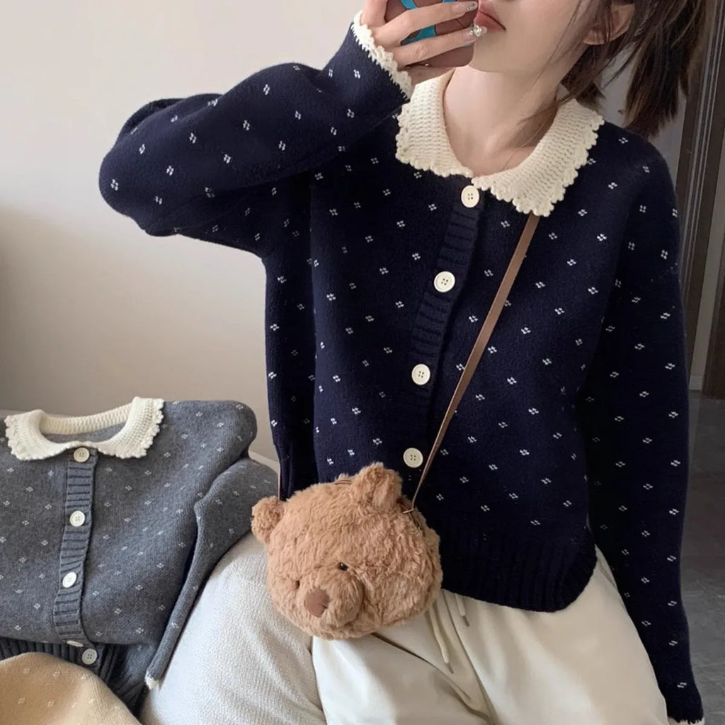 Retro Peter Pan collar knitted cardigan coat in floral pattern with button front