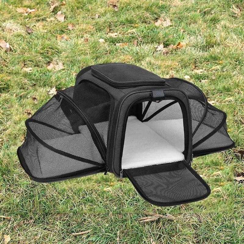 Solid colour cat carrier bag in 600D cation fabric available in large or small size