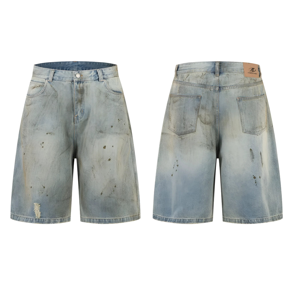 Blue cropped denim jeans with straight leg cut and middle pants length showing zipper fly closure