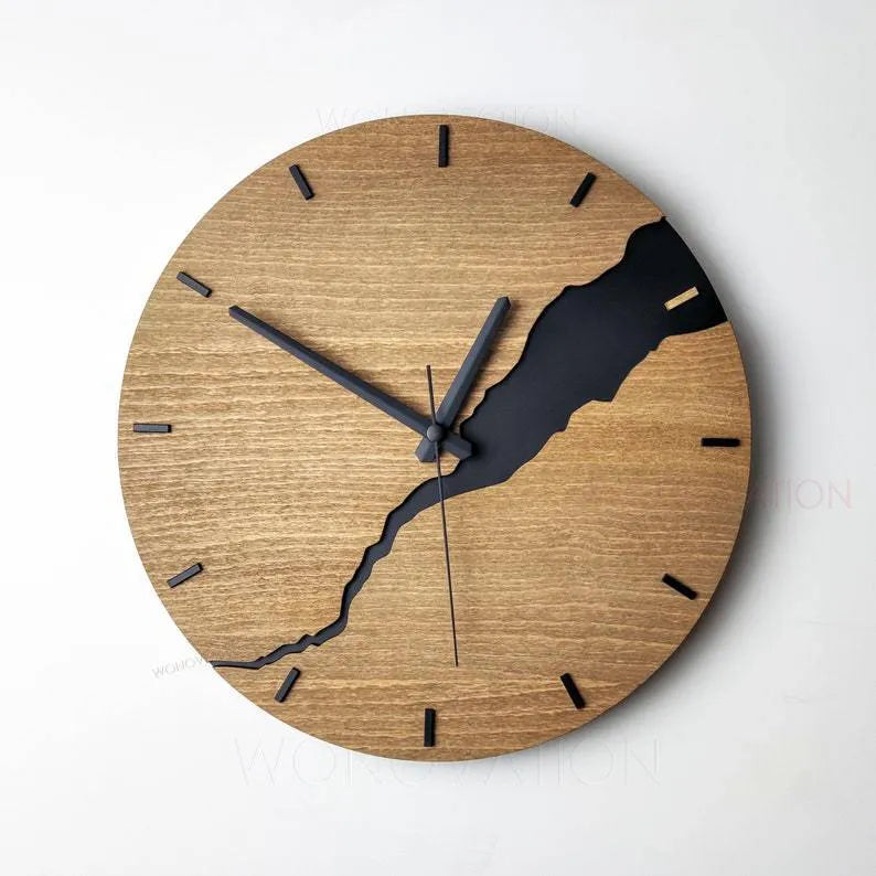 Modern wooden wall clock with crack pattern design in wooden shell with quartz movement