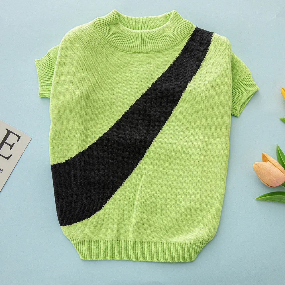 Casual knitted wool dog sweater for corgis and poodles in various colours and sizes.