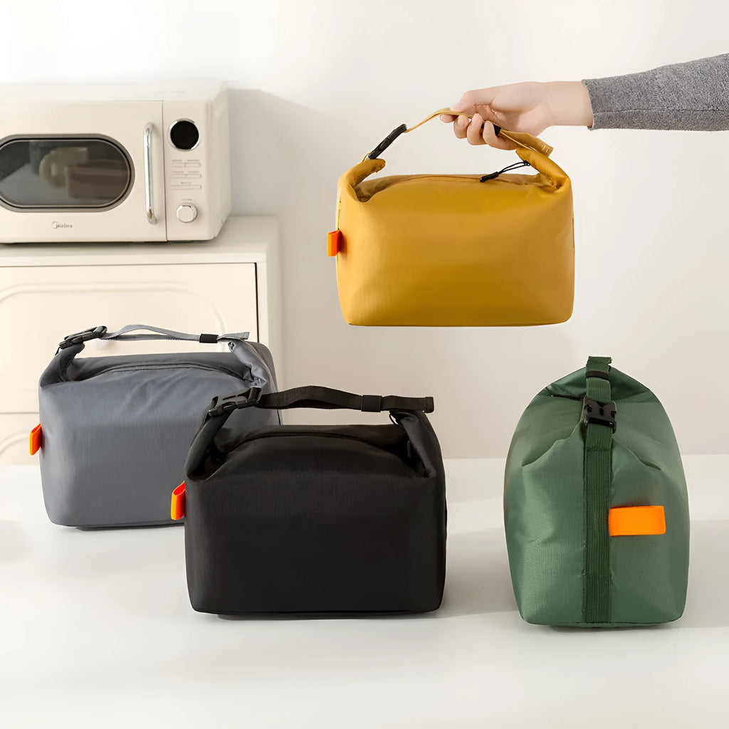 Japanese style insulated lunch bag in Oxford cloth with grey colour, showing dimensions.