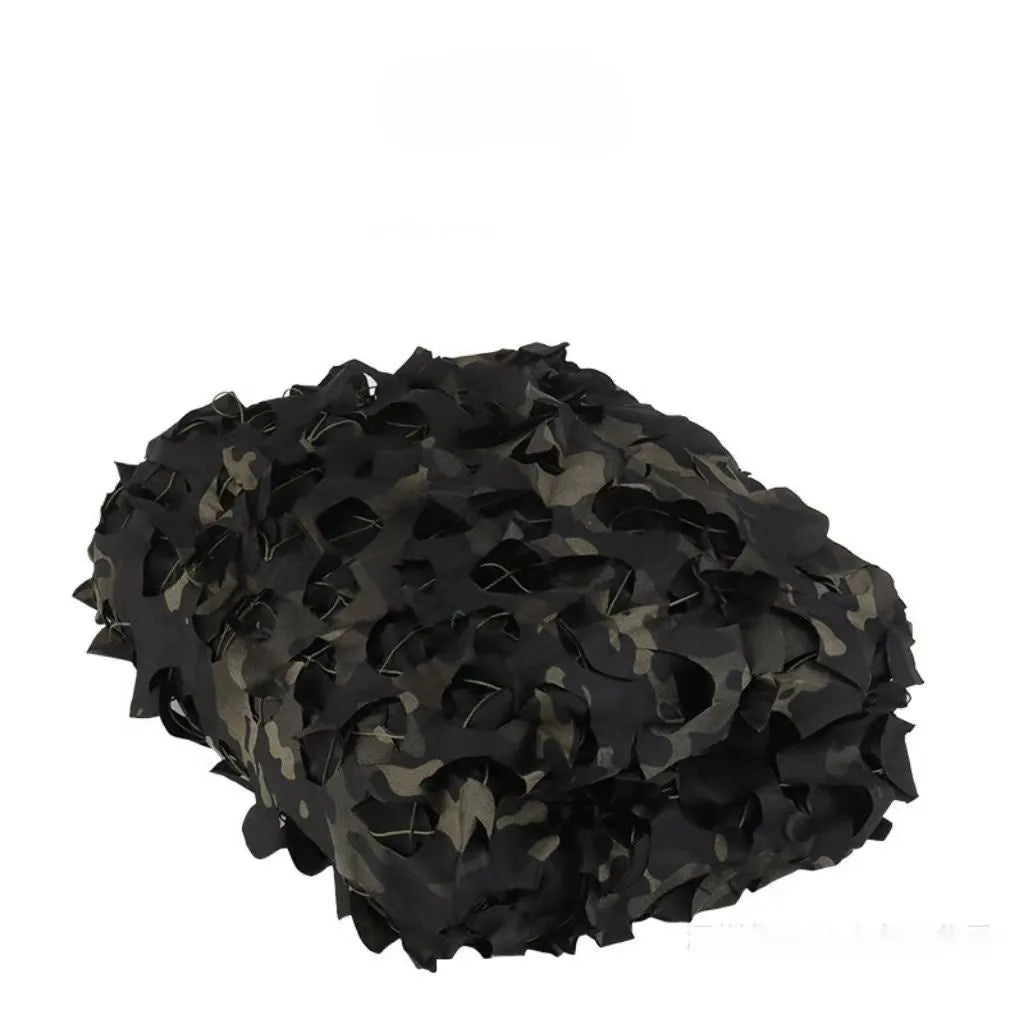 Green camouflage net with five pattern options for outdoor concealment and sun protection