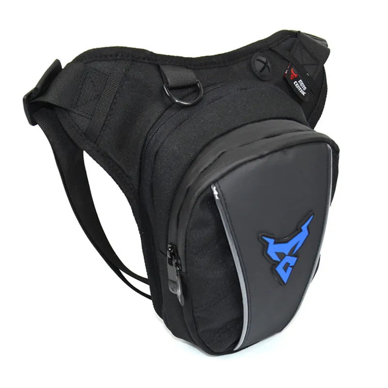 Motorcycle rider wearing a grey 1200D Oxford leg bag on their thigh.