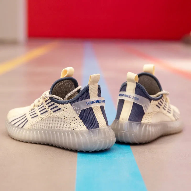 Men's white breathable sports shoes with platform heel and mesh lining on a white background