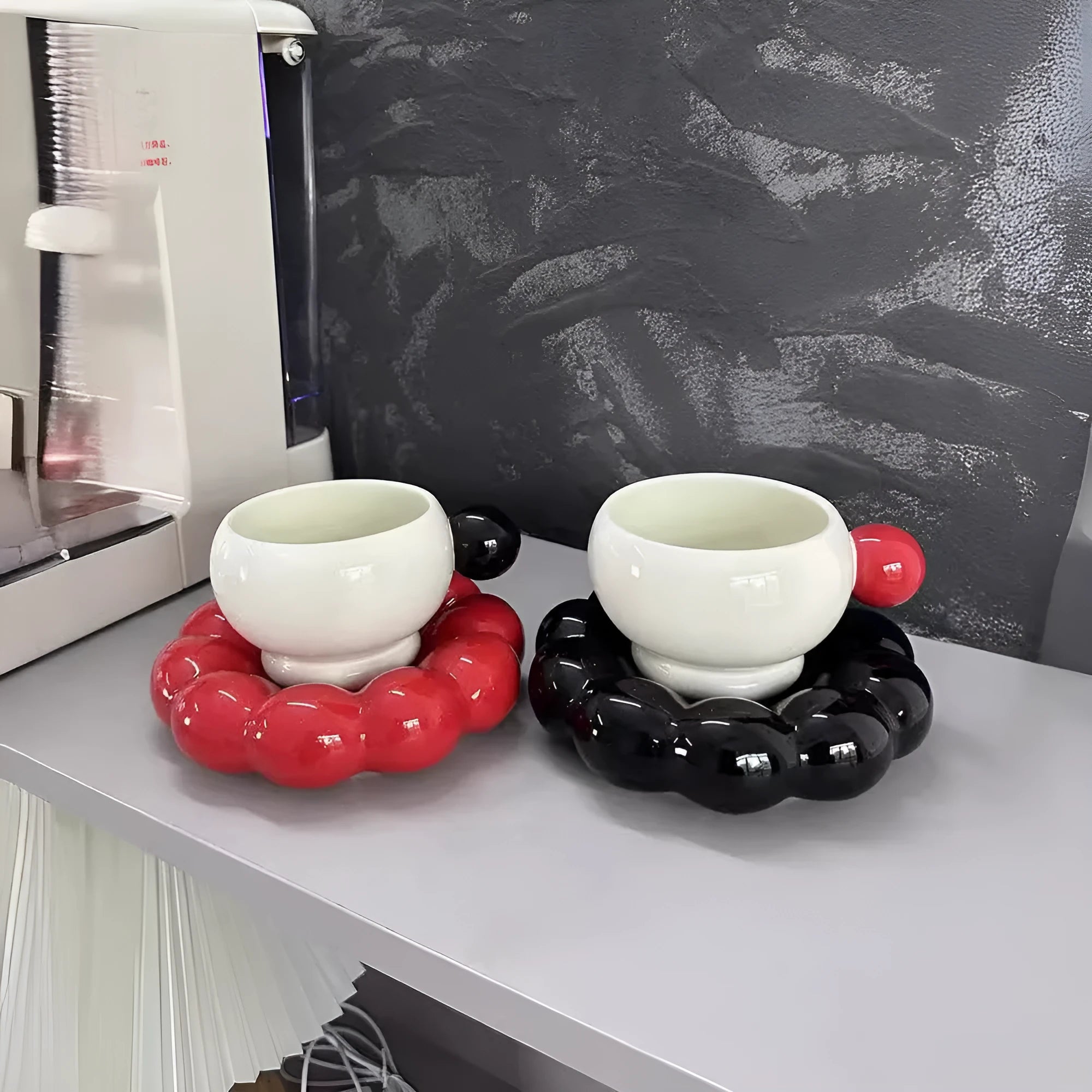 Nordic style solid colour ceramic coffee set with dish and cup, 250ml capacity, high temperature resistant.