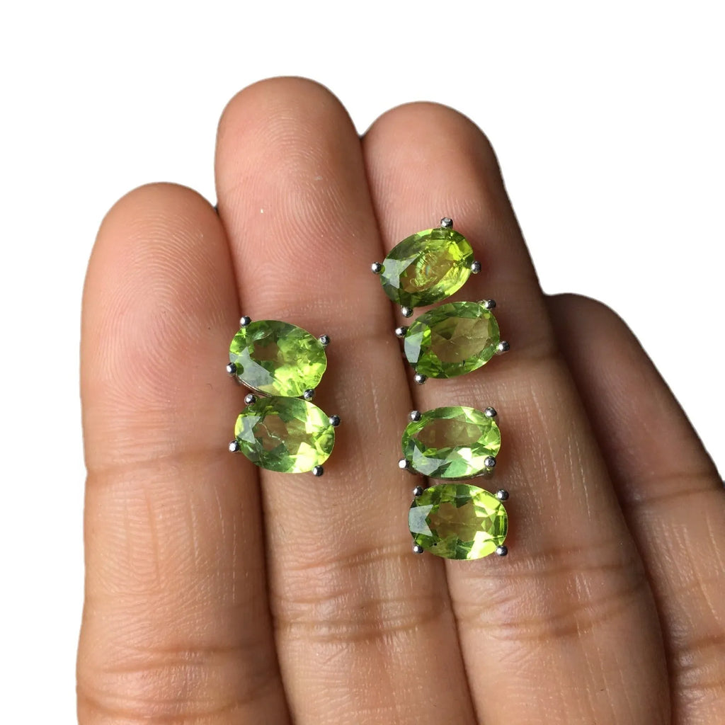 Natural olivine faceted stud earrings in S925 silver with 6×8mm oval stones
