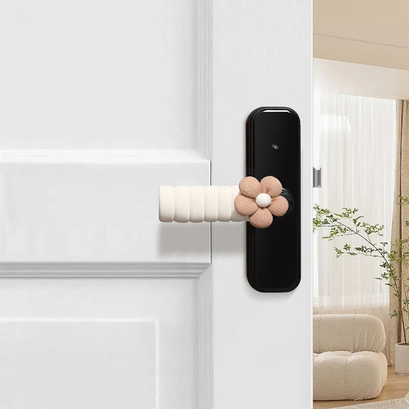 Round flower pattern door handle protective cover in PEVA material for anti-collision protection