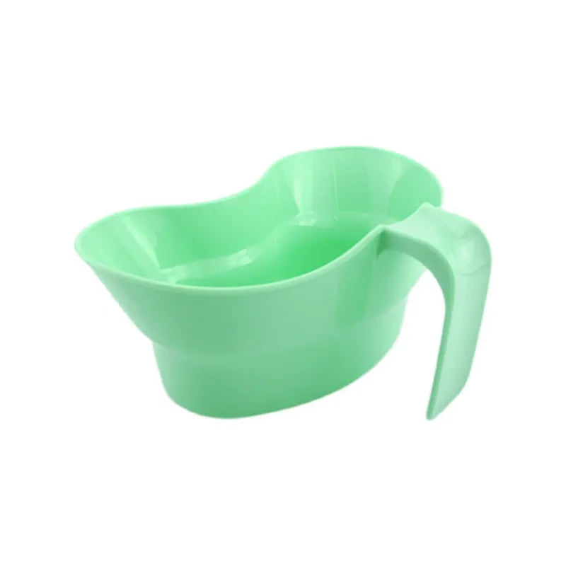 Green plastic nursing gargle cup with white lid for bedside oral care