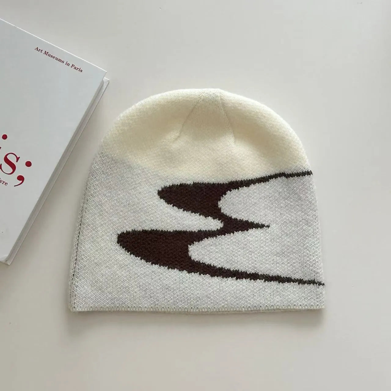 Acrylic knit beanie hat for men and women in black, grey, or white, M size 56-58cm.