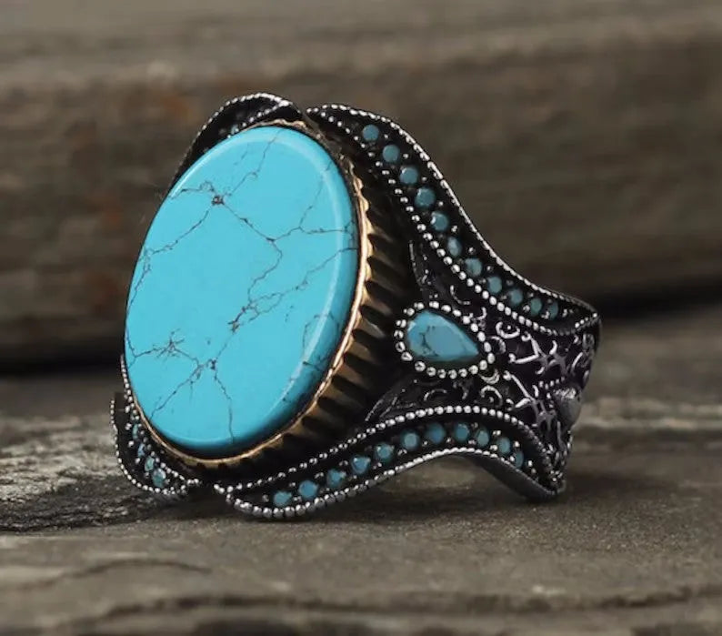 Men's antique silver alloy ring with turquoise stone in simple round design on size chart