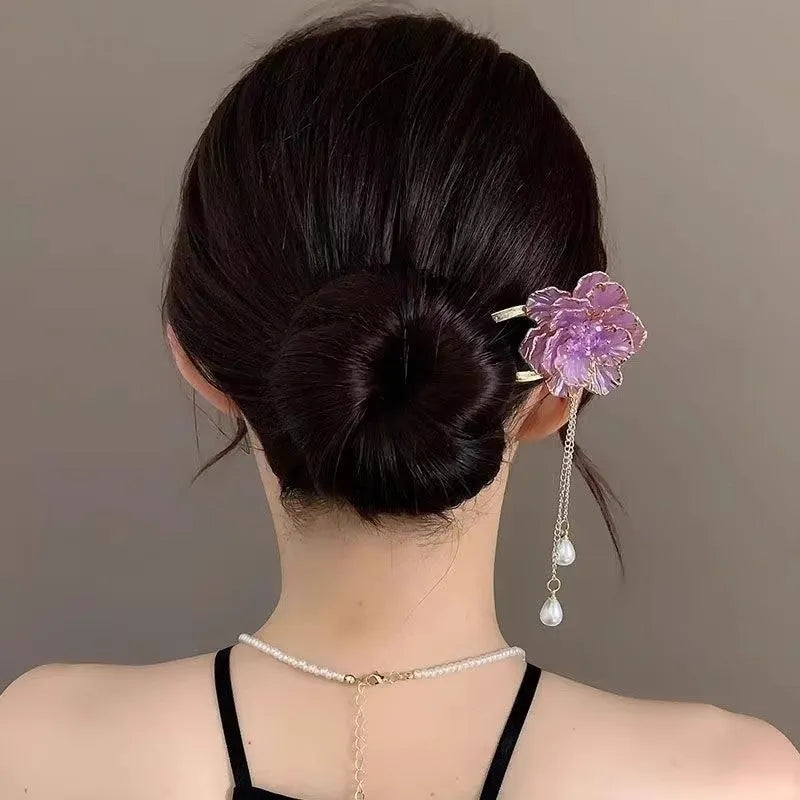Purple and white peony flower U-shaped hairpin with tassel detailing and alloy construction