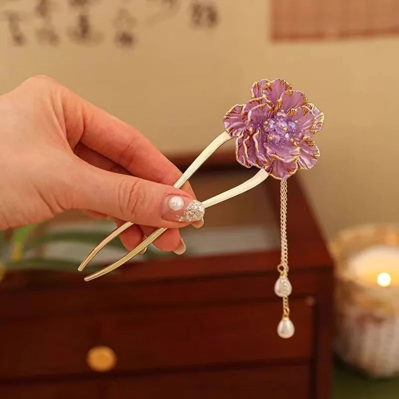Purple and white peony flower U-shaped hairpin with tassel detailing and alloy construction