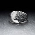 Silver geometric wolf head alloy ring for men in European American retro style