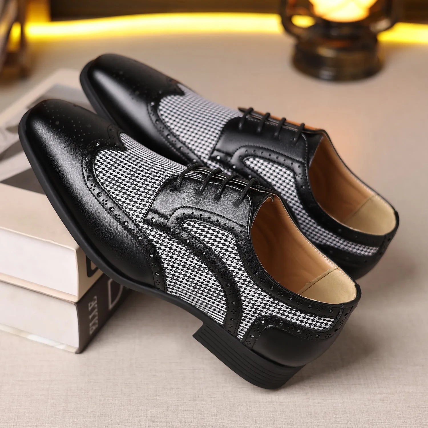 Men's black houndstooth plaid casual canvas shoes with lace-up front and rubber sole.