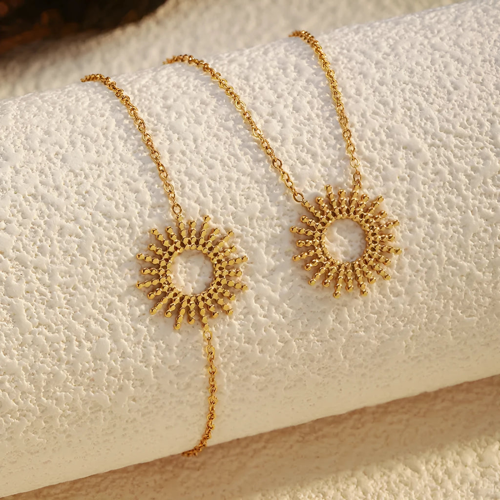 Sunflower series women's gold jewellery set showing necklace and bracelet with geometric chain design
