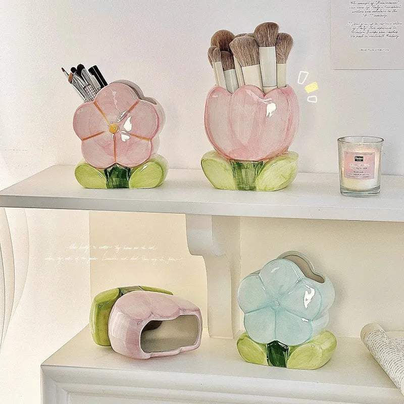 Ceramic tulip flower pen holder storage box measuring 11.8x5.8x10cm in blue floral design