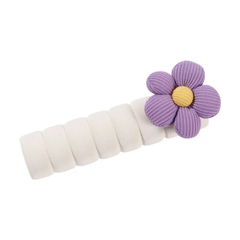 Round flower pattern door handle protective cover in PEVA material for anti-collision protection