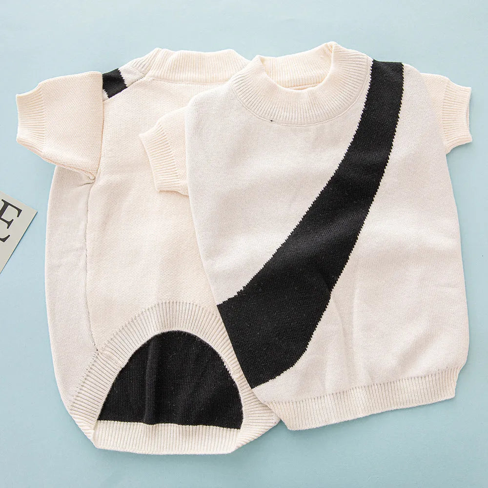Casual knitted wool dog sweater for corgis and poodles in various colours and sizes.