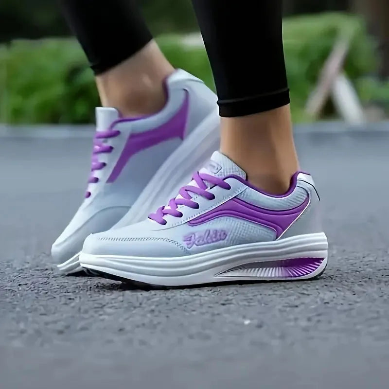 Women's heelless sports shoes in multiple colours with 3-5cm mid-heel for travel and spring wear