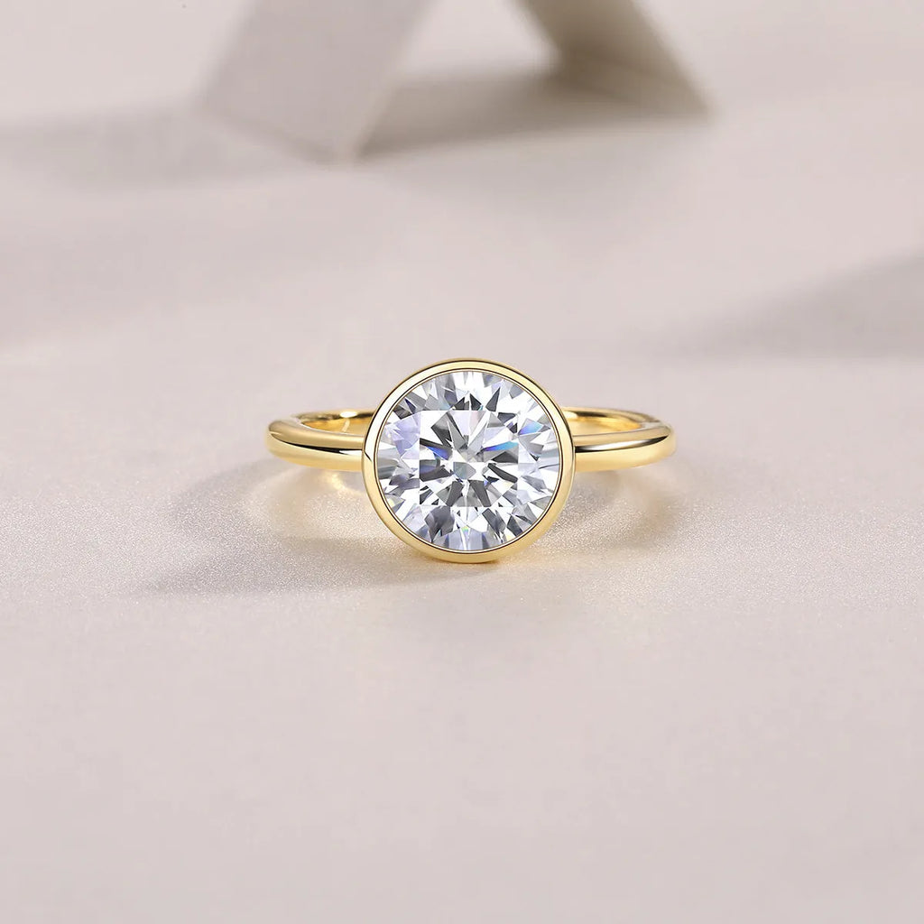 Time Foam gold-plated S925 silver diamond wedding ring set with round moissanite stone on gift box