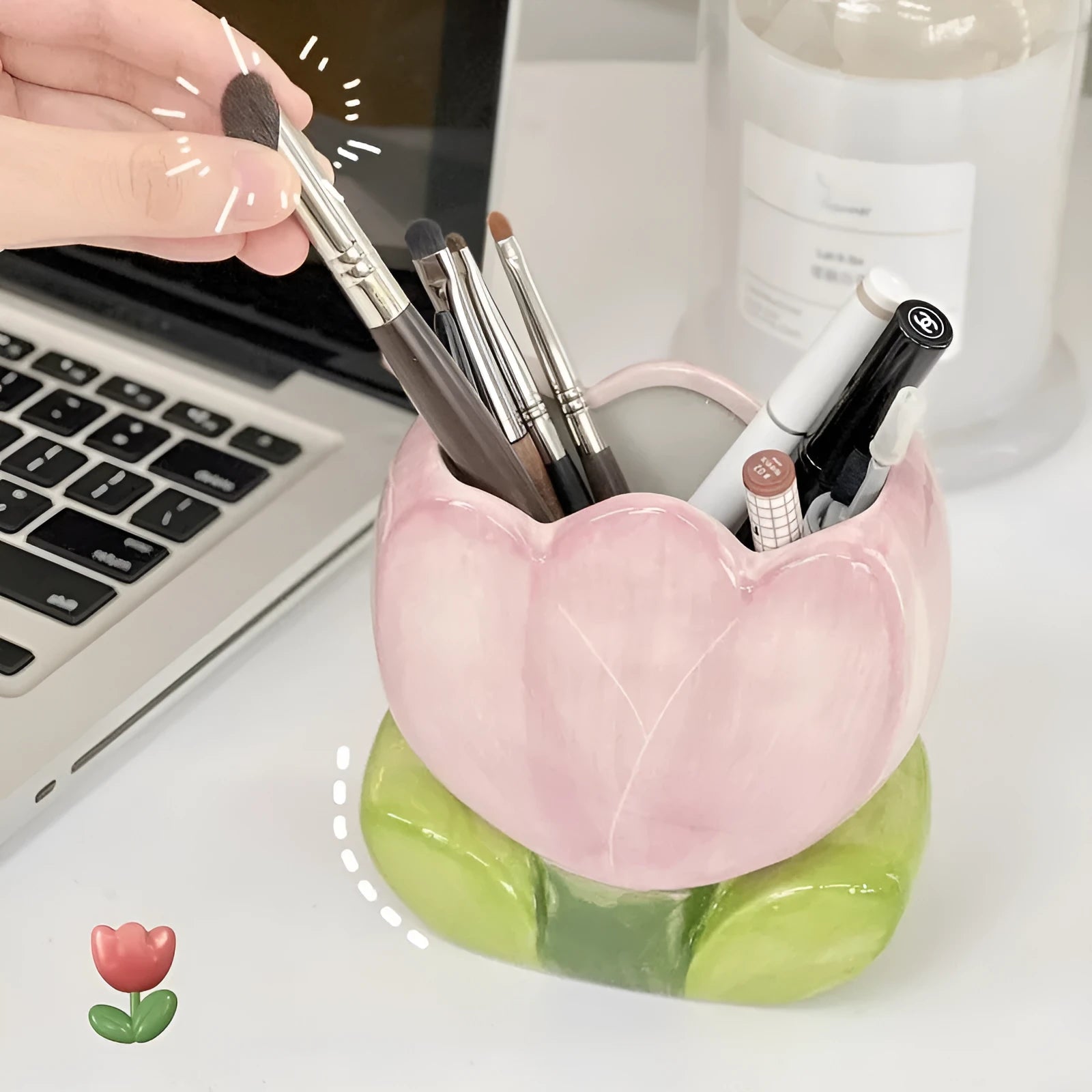 Ceramic tulip flower pen holder storage box measuring 11.8x5.8x10cm in blue floral design