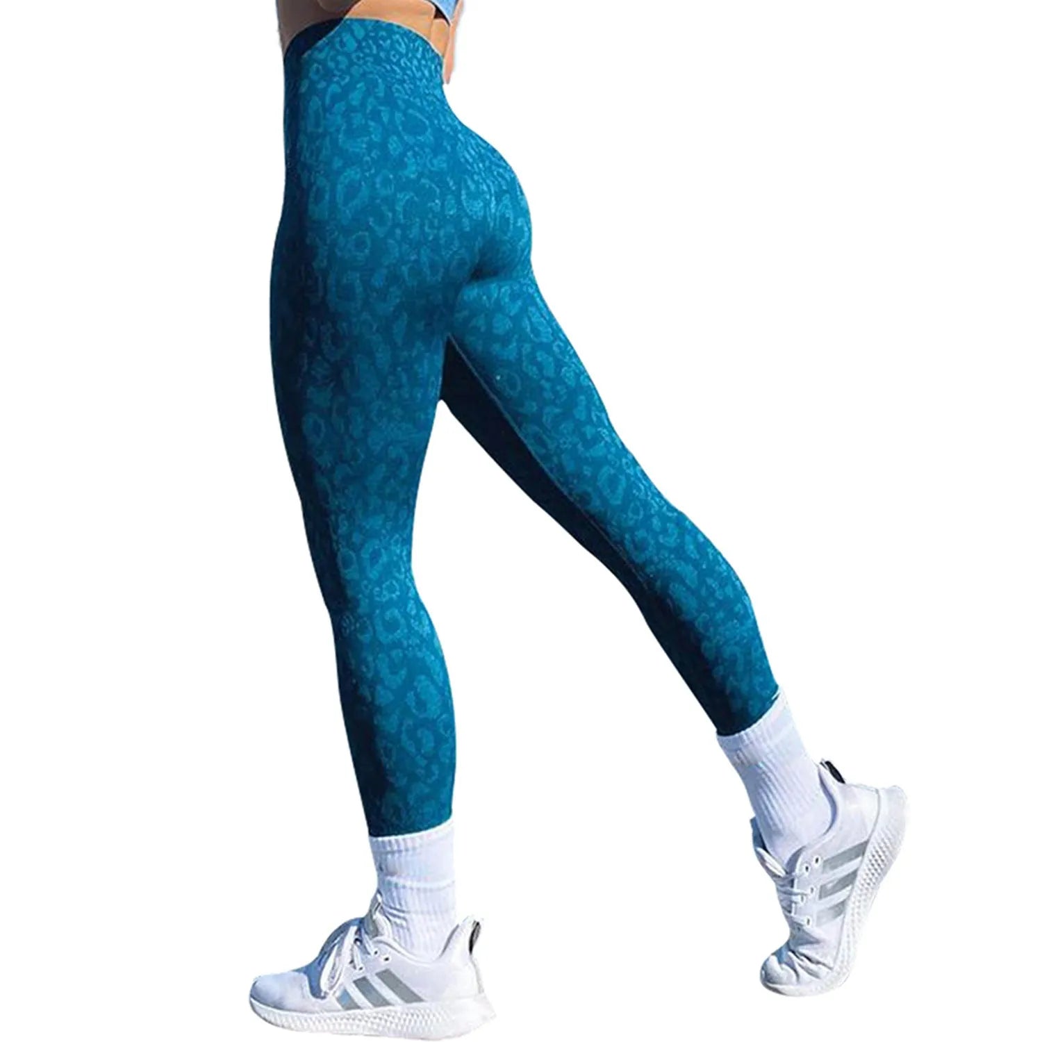 Women's push-up butt leggings in solid colour patterns for gym workouts and yoga