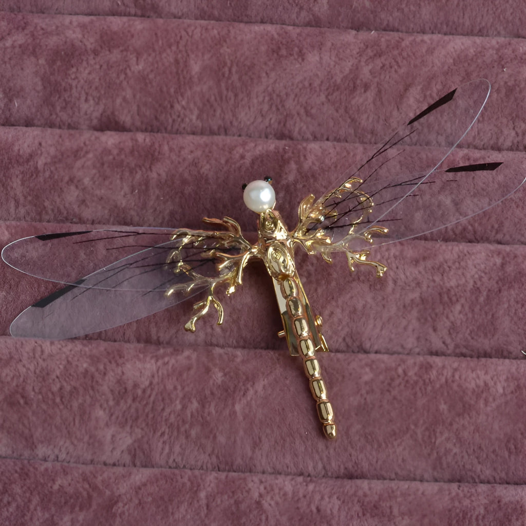 Golden dragonfly side clip headdress with electroplated alloy construction and jucai decoration