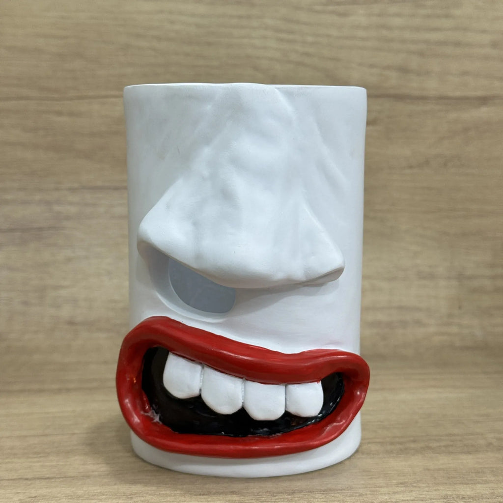 American style resin tissue box desktop ornament measuring 8.5cm by 14.6cm