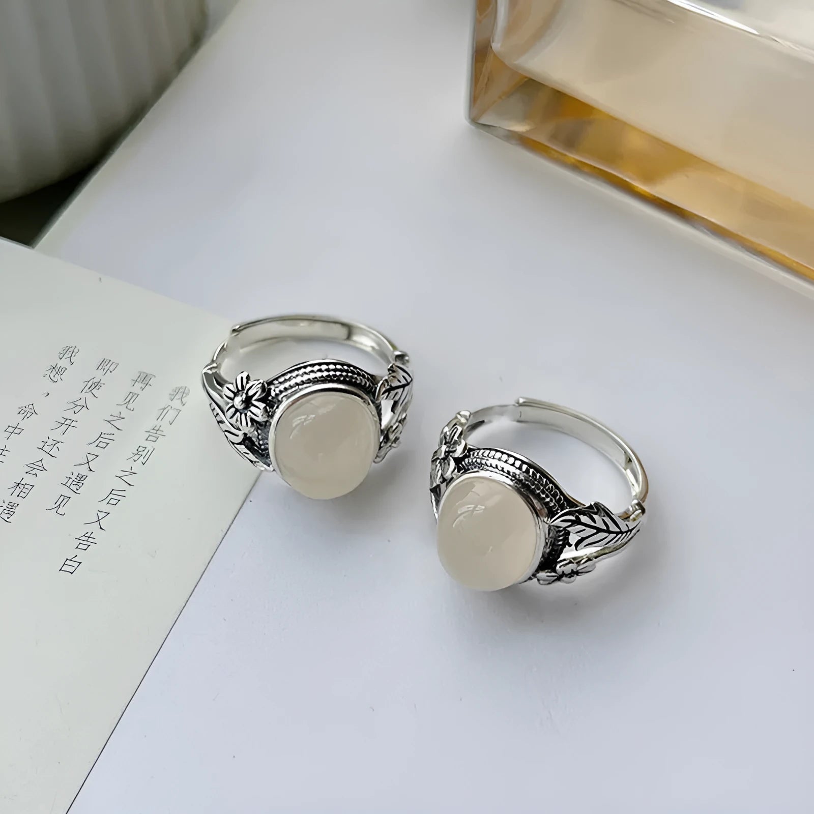Adjustable copper vintage ring with U-shaped design and white chalcedony aesthetic