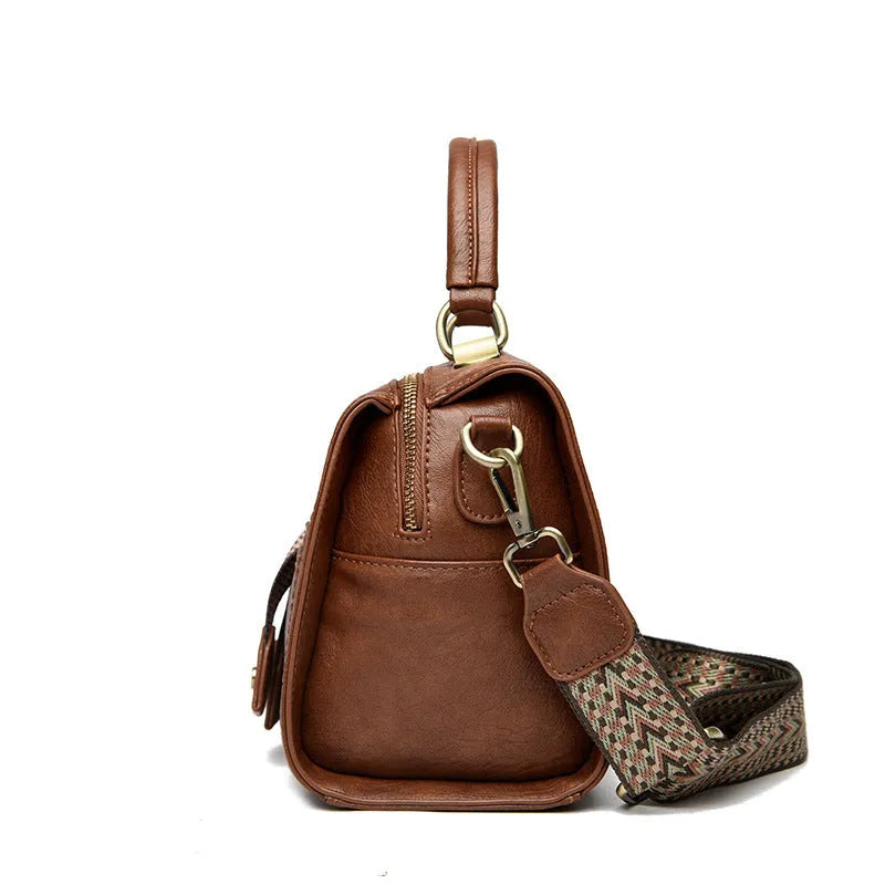 Women's soft PU one-shoulder crossbody bag in horizontal square shape with sandwich pocket design