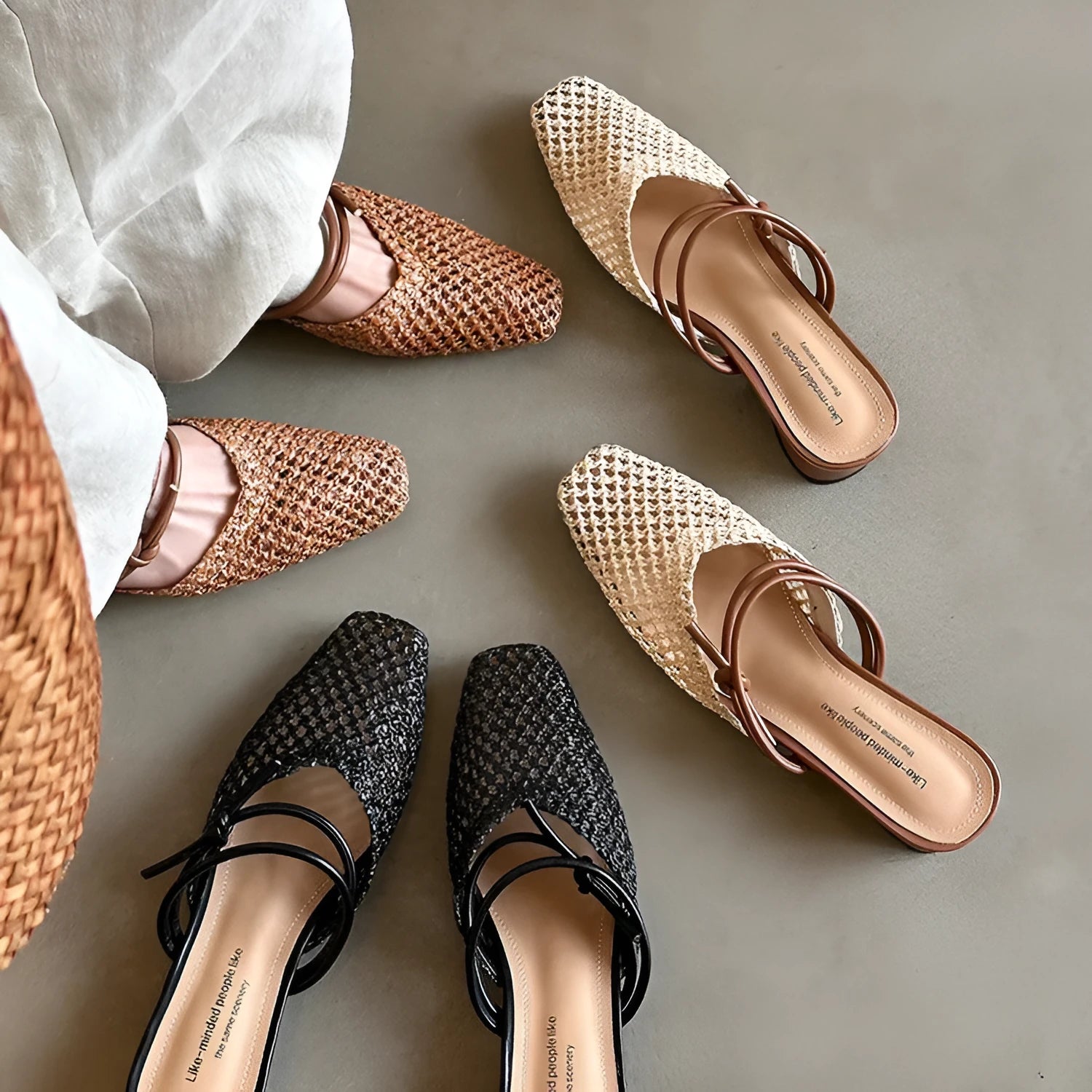 Women's square toe casual slippers with retro thick heel and hollow-out breathable design