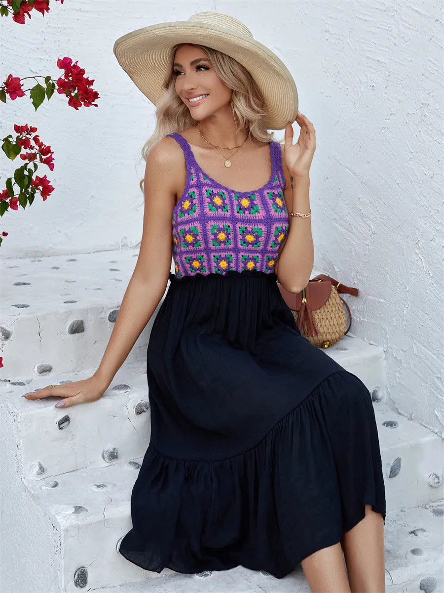 Purple sleeveless dress with hand-hooked flower embroidery on cotton blend fabric