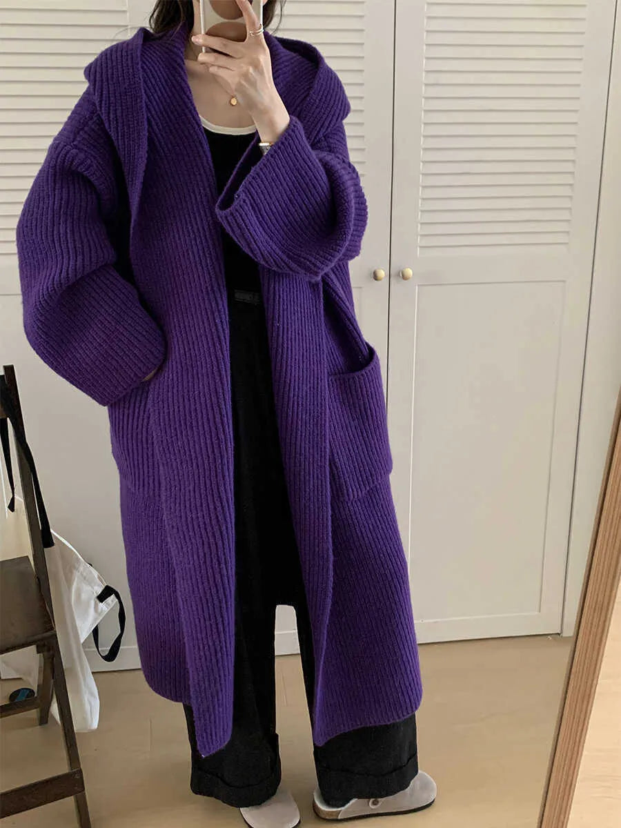 Women's acrylic fibre hooded cardigan coat with 80cm length and raglan sleeves in milky white colour