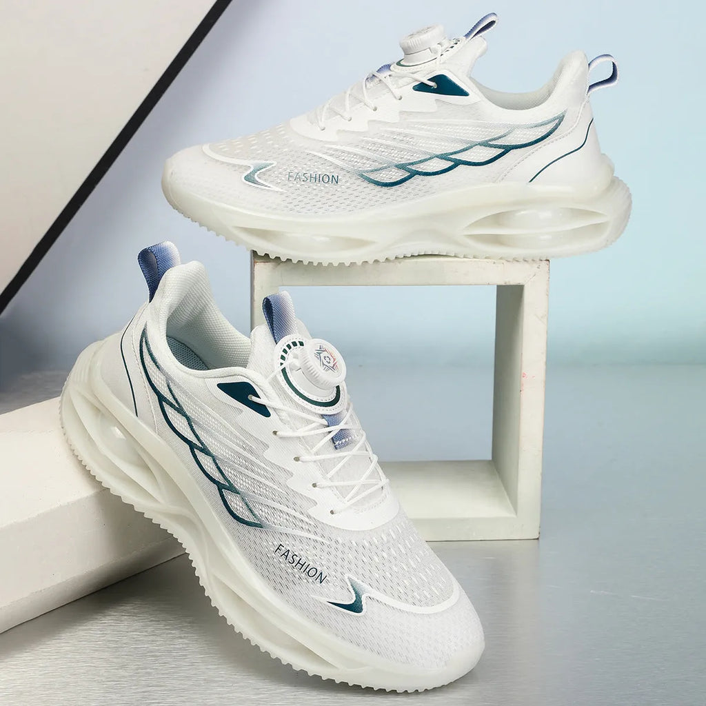 Casual running shoes in sky blue with PU mesh upper and rubber sole, low-top design