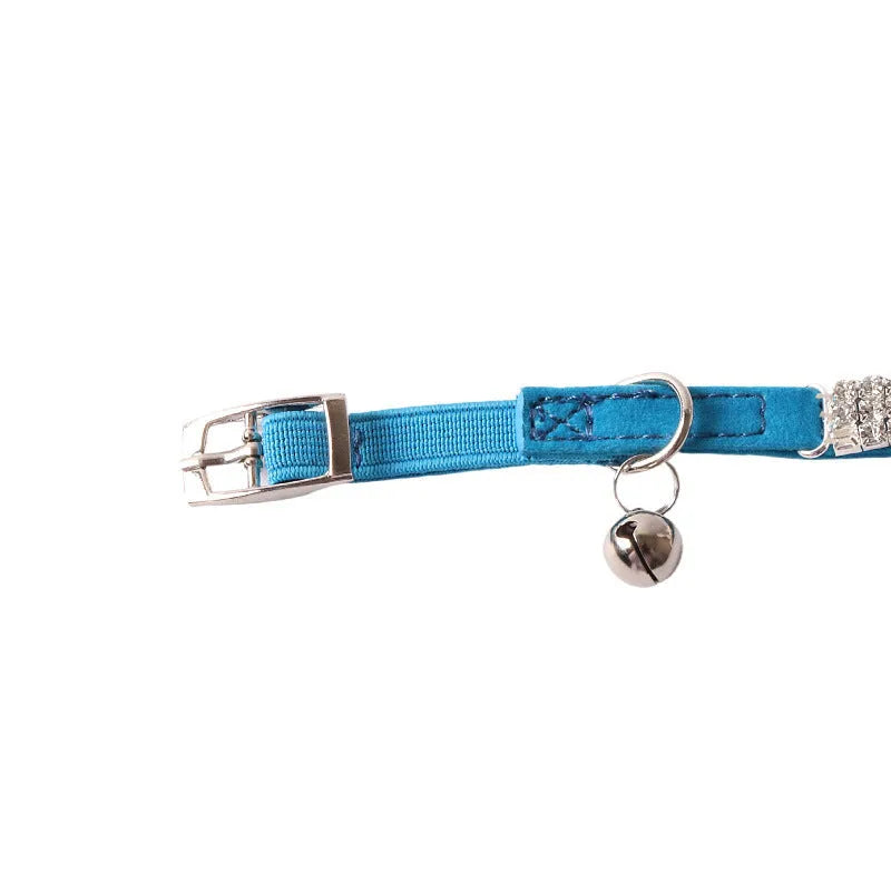 Flannel elastic buckle pet collar in multiple colours showing adjustable 28cm length