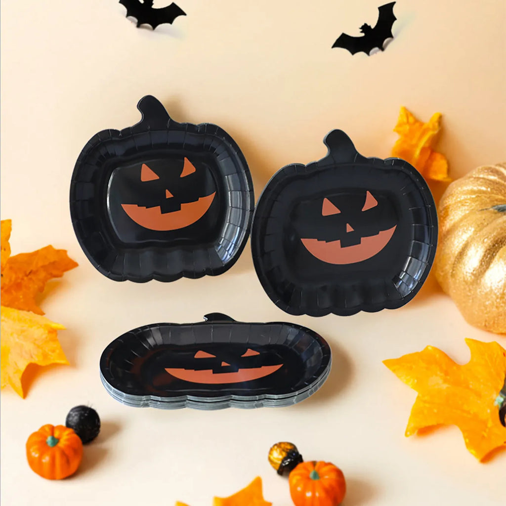 Black pumpkin design disposable paper plates for Halloween parties, 9-inch diameter