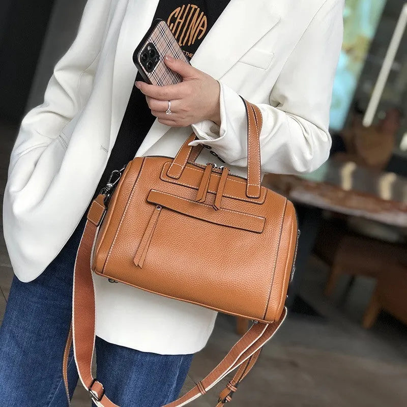 Genuine leather messenger bag with Boston lychee pattern texture in horizontal square shape