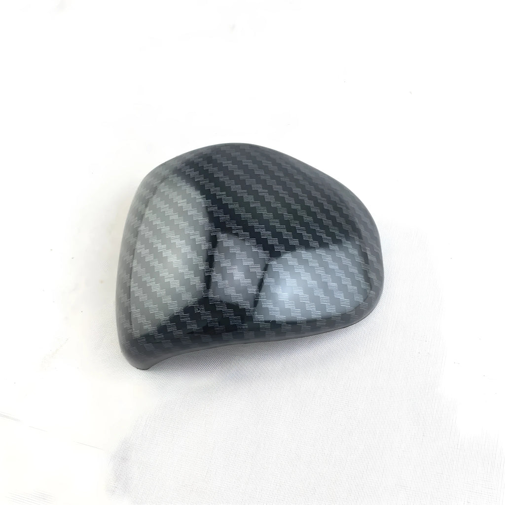 Black carbon fibre pattern gear shift head cover for Smart RunK3 car interior.