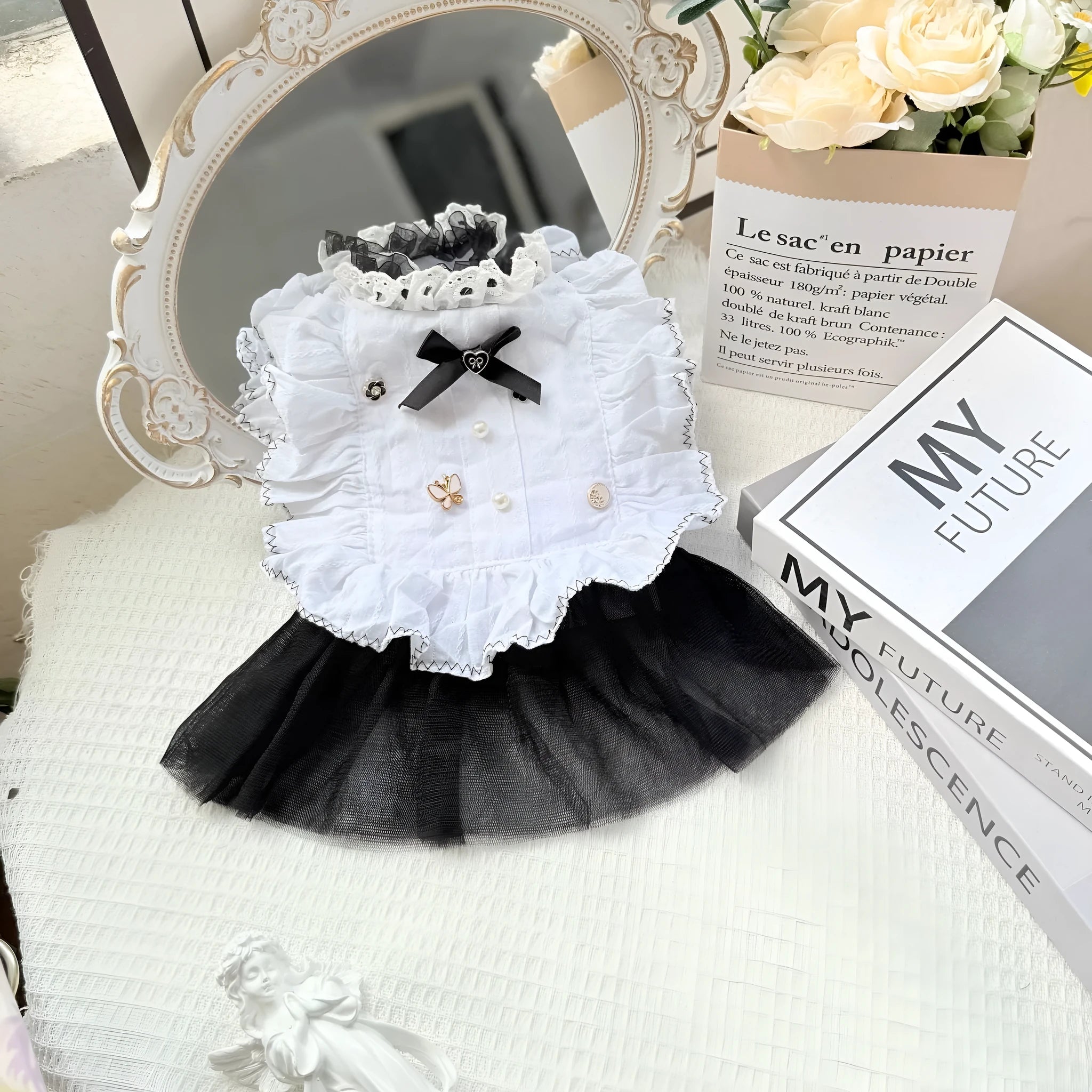 White polyester waltz gauze skirt pet clothing for small dogs in princess style with size measurement chart