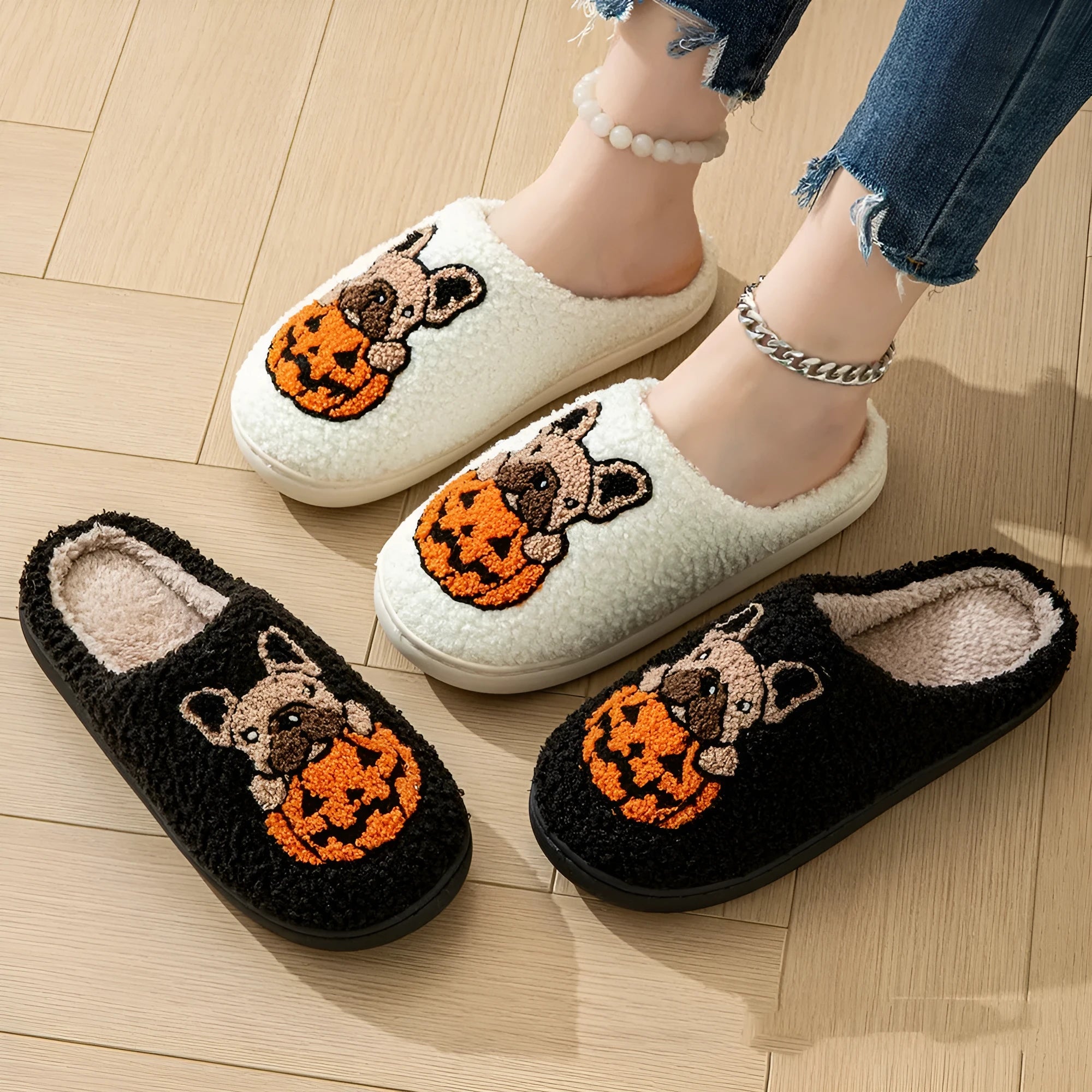 Halloween pumpkin house slippers in plush velvet with TPR memory foam soles