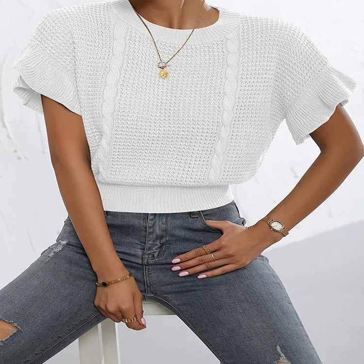 Twisted string pattern knitted sweater with ruffled short sleeves and round neck in dark brown colour