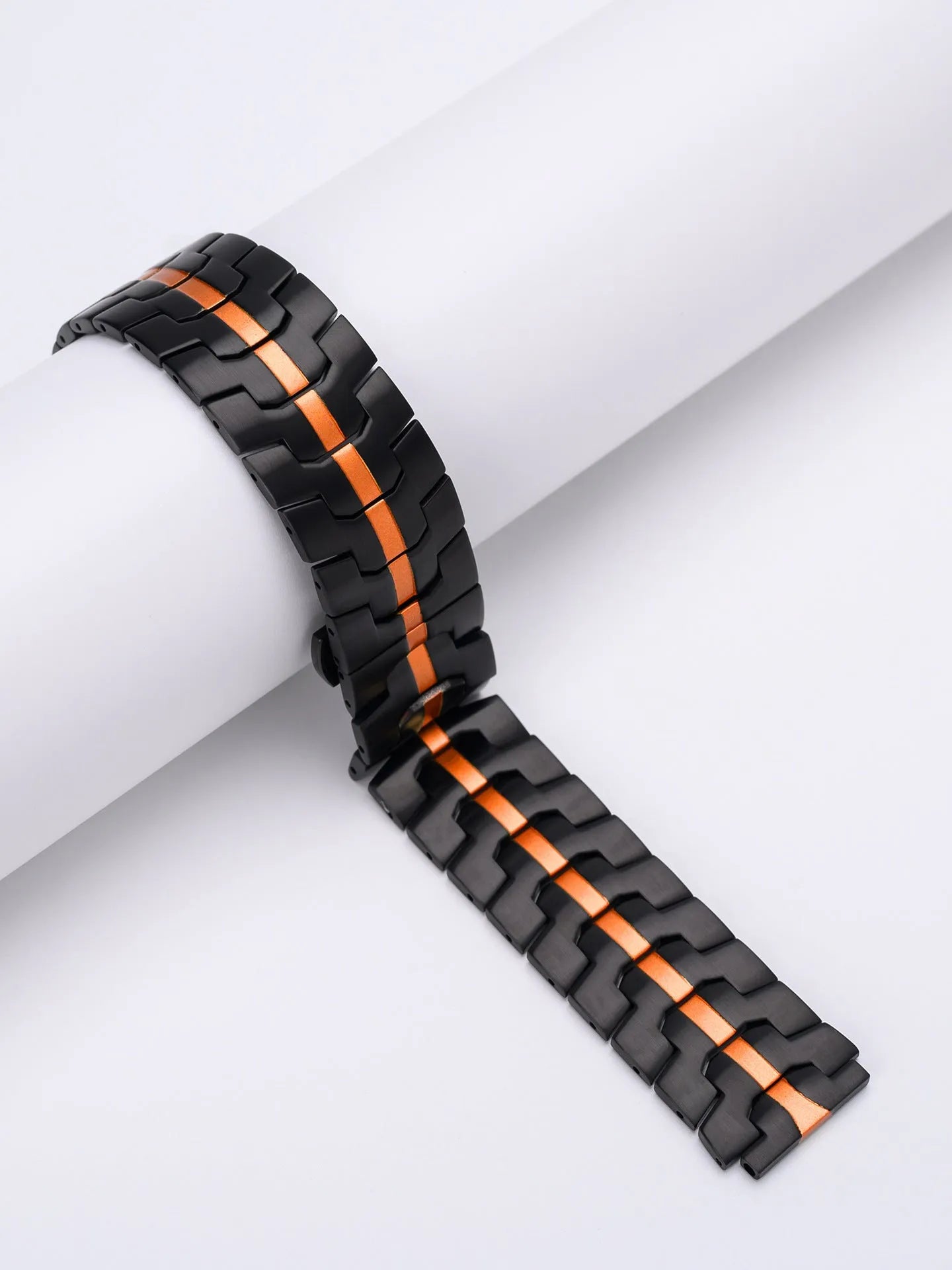 Stainless steel watch strap for Samsung Galaxy Watch in silver and black colour options.