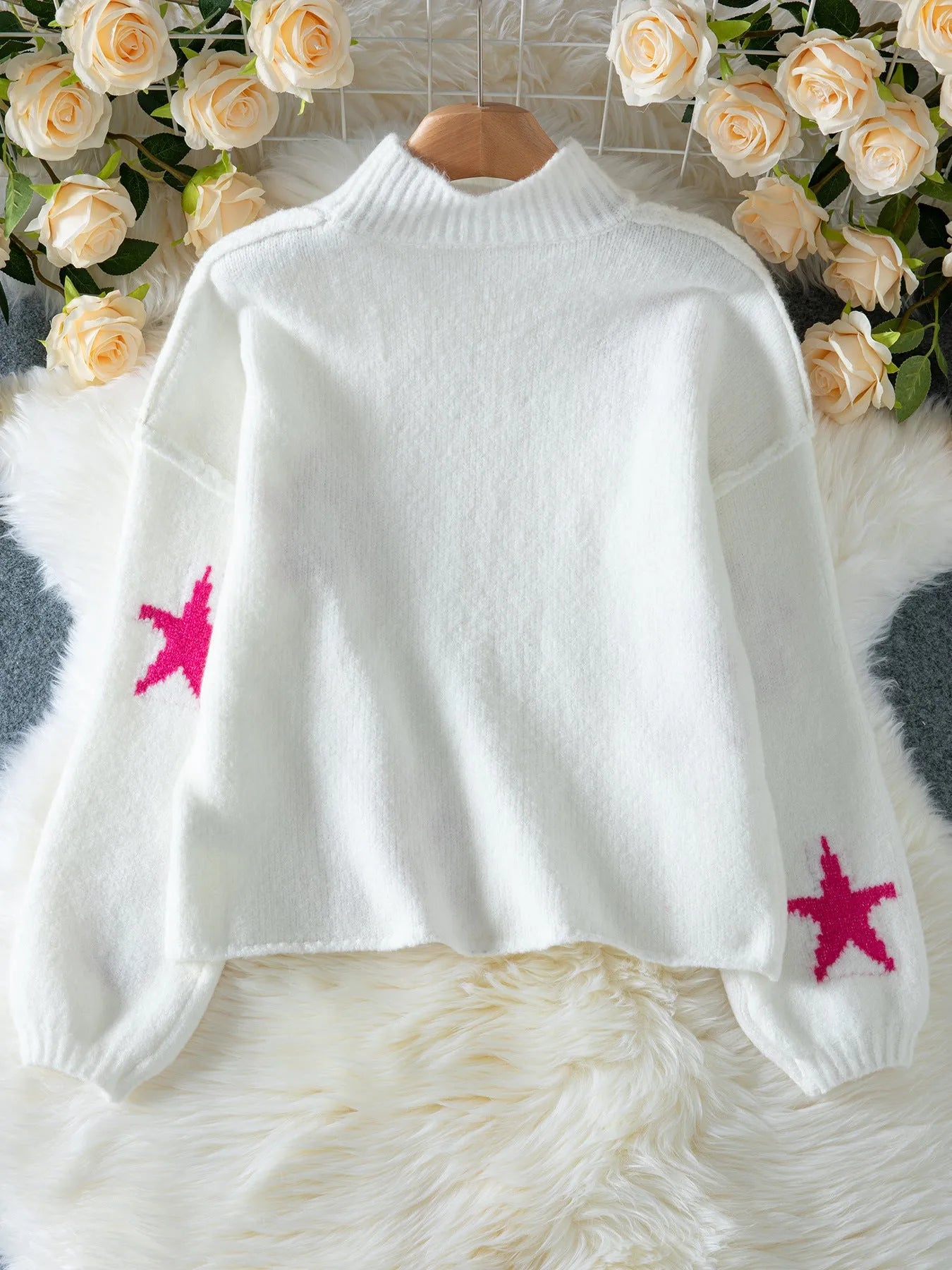White women's pullover sweater with star pattern on thick imitation velvet fabric, loose turtleneck design