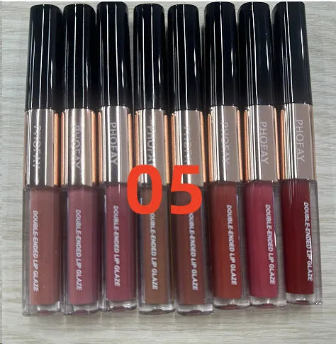 C-L021 double-head lip gloss with two wand applicators and eight colour options