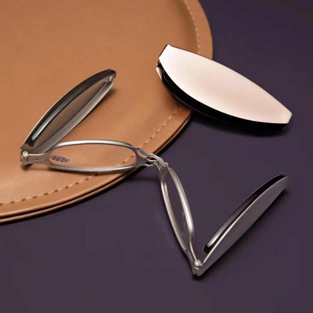 Folding retro presbyopic glasses with anti-fall frame in black or silver colours