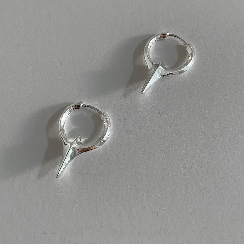 Geometric star-shaped copper ear clips with white gold electroplating for women