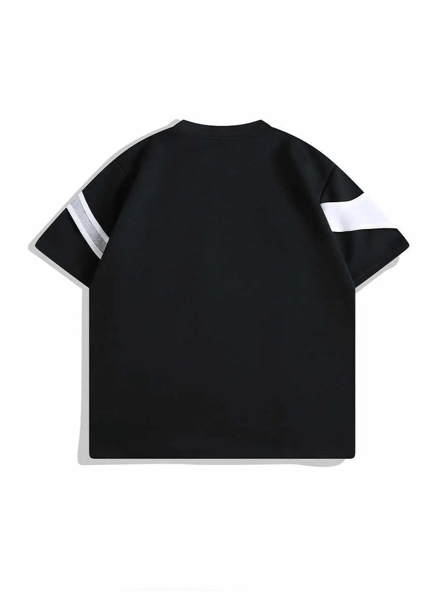 Men's black cotton t-shirt with double stitching detail and padded shoulders in loose fit