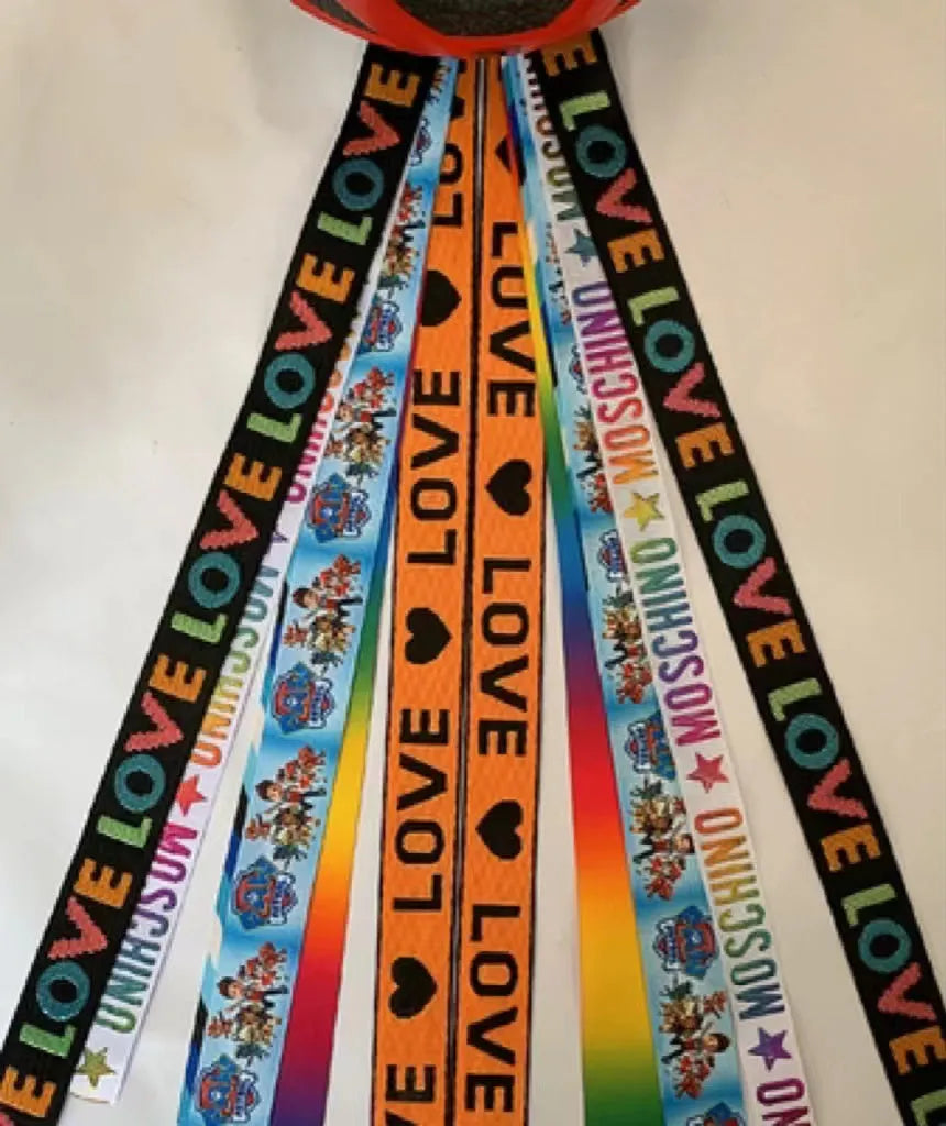 Colourful helmet streamer ribbons for children's roller skating balancing car and ski safety helmets